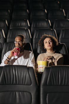 Aménager une salle de ciné chez soi : équipements & conseils